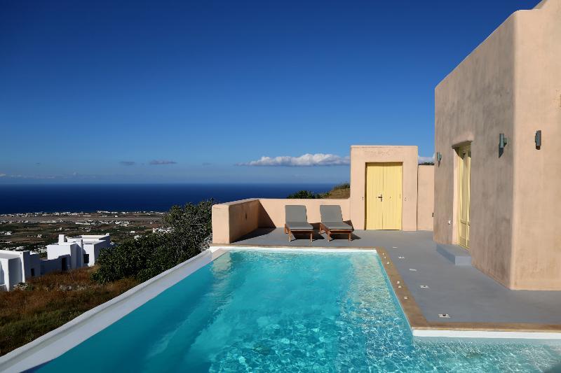 North Santorini A Luxury Spa Hotel Pyrgos Kallistis ภายนอก รูปภาพ